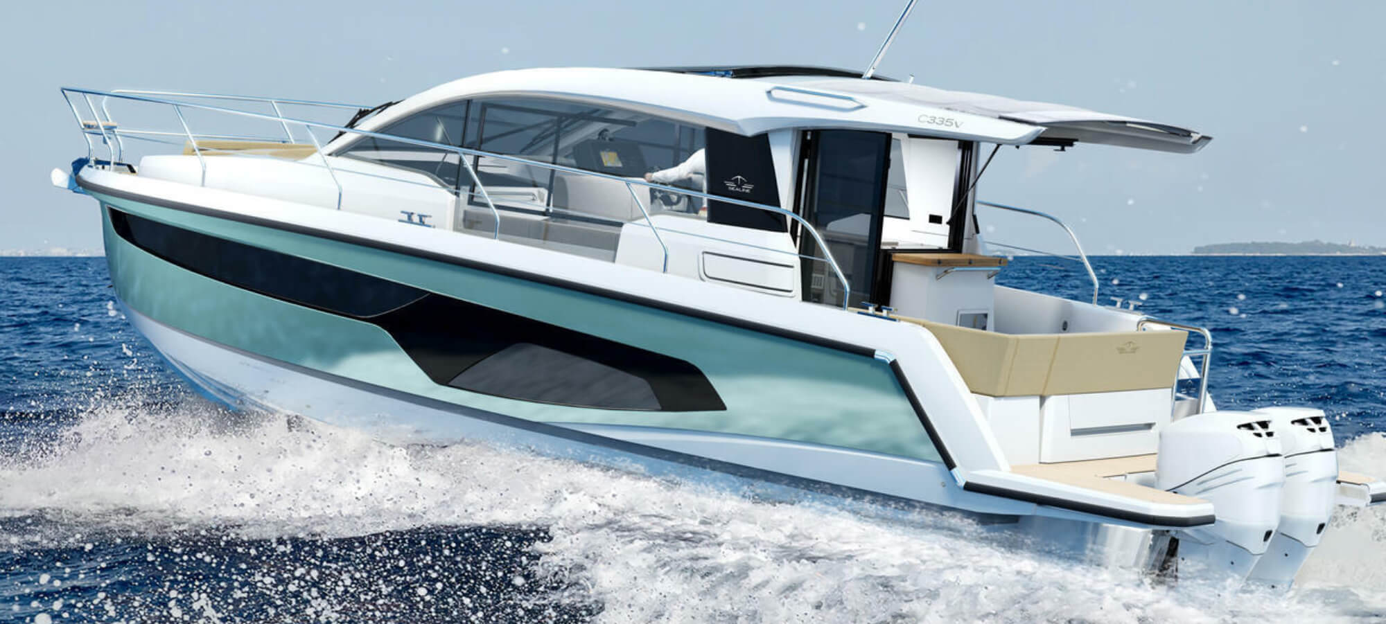 Sealine C335v: Kde se elegantní design setkává s potěšením z jízdy